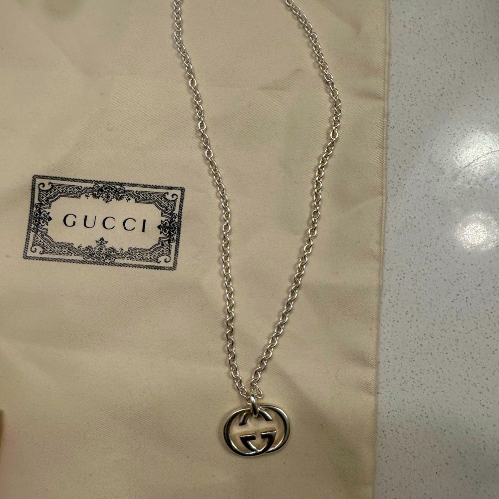 Gucci necklace